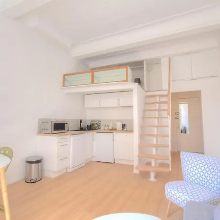 Cosy Vieil アパート *